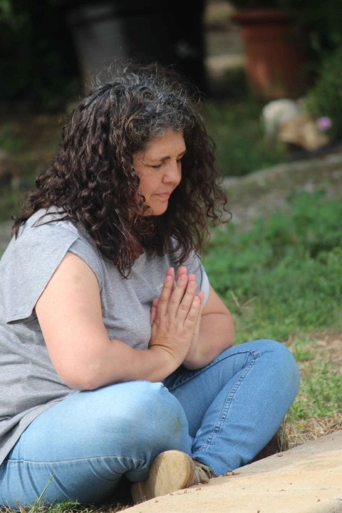 Yolanda Gil, bienestar emocional animal, zoofarmacognosis y educación canina